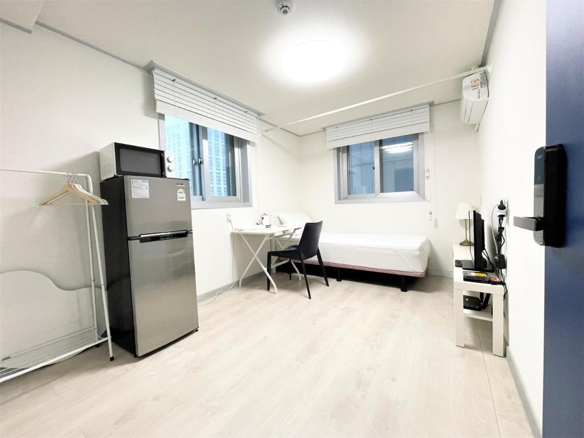 W Premium Guesthouse Incheon Airport ภายนอก รูปภาพ
