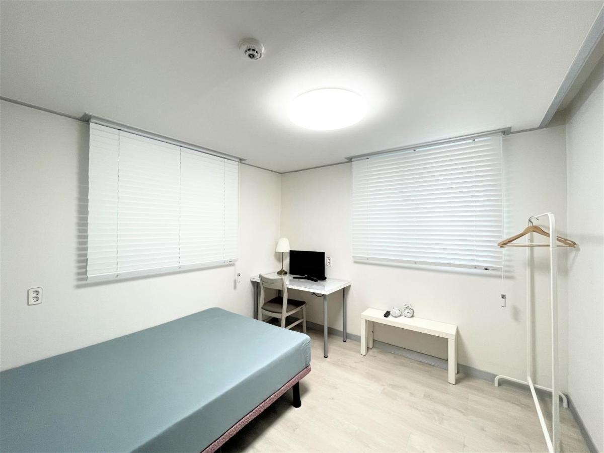 W Premium Guesthouse Incheon Airport ภายนอก รูปภาพ