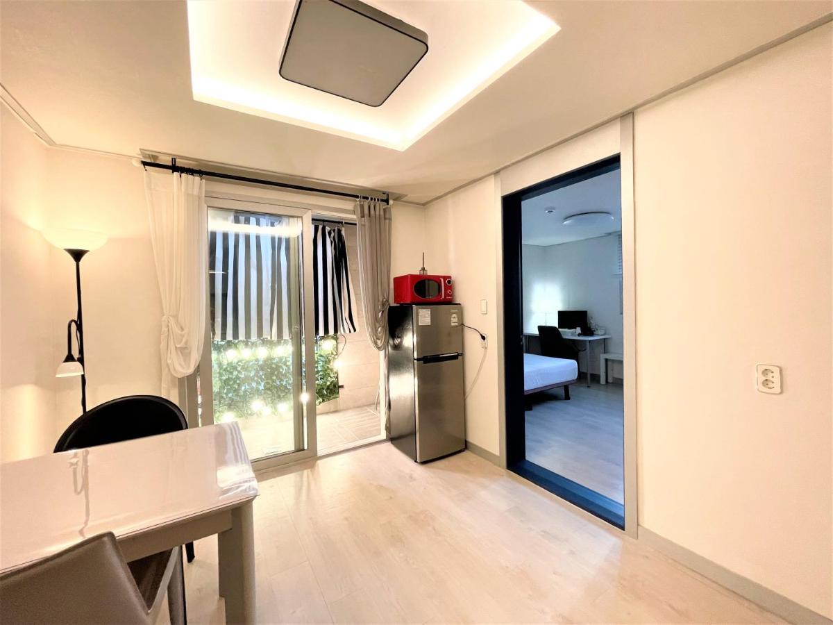 W Premium Guesthouse Incheon Airport ภายนอก รูปภาพ
