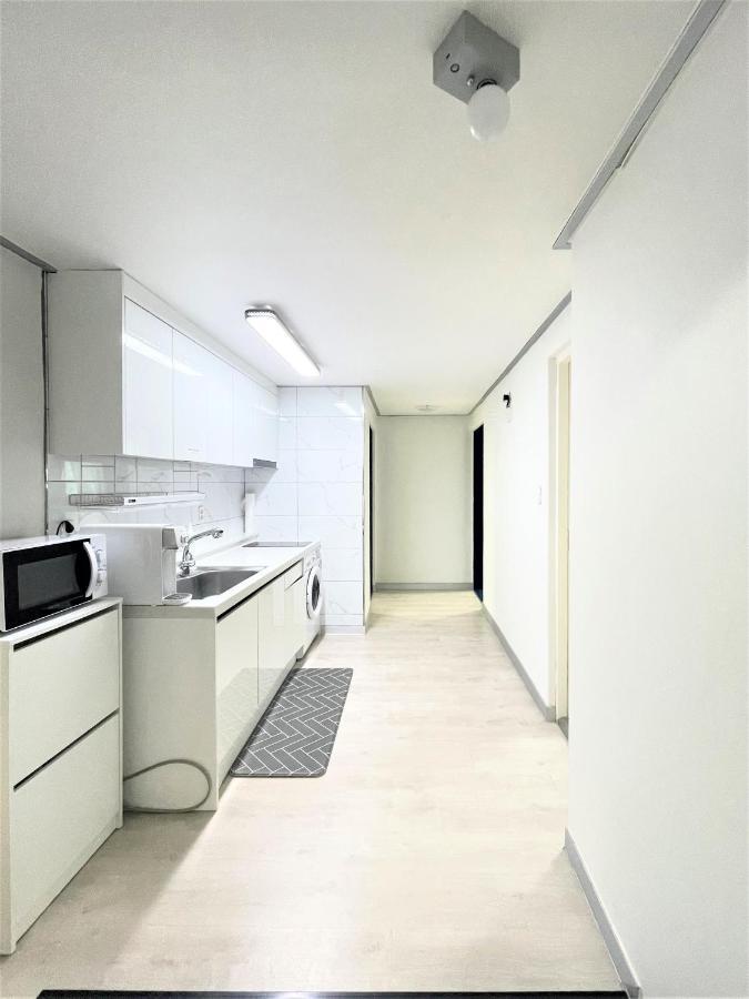 W Premium Guesthouse Incheon Airport ภายนอก รูปภาพ