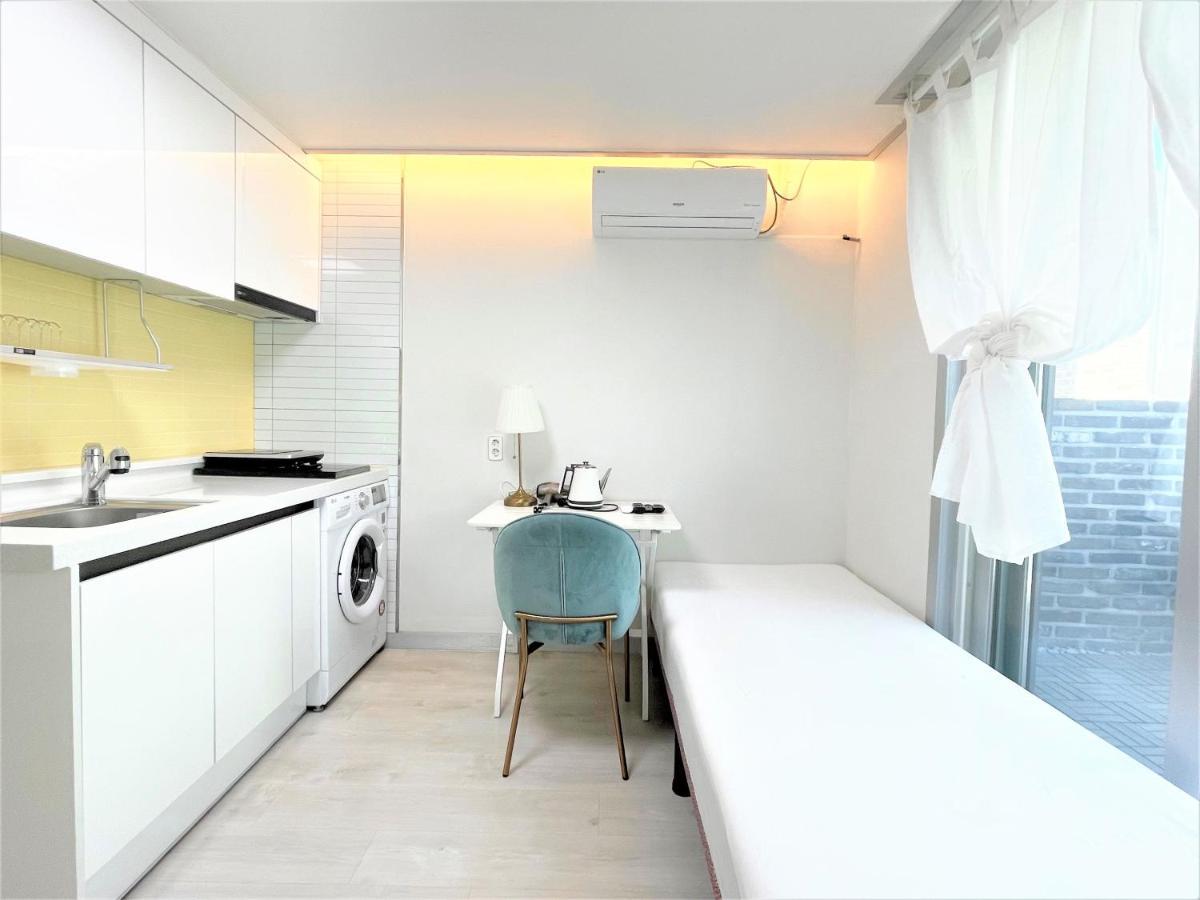 W Premium Guesthouse Incheon Airport ภายนอก รูปภาพ