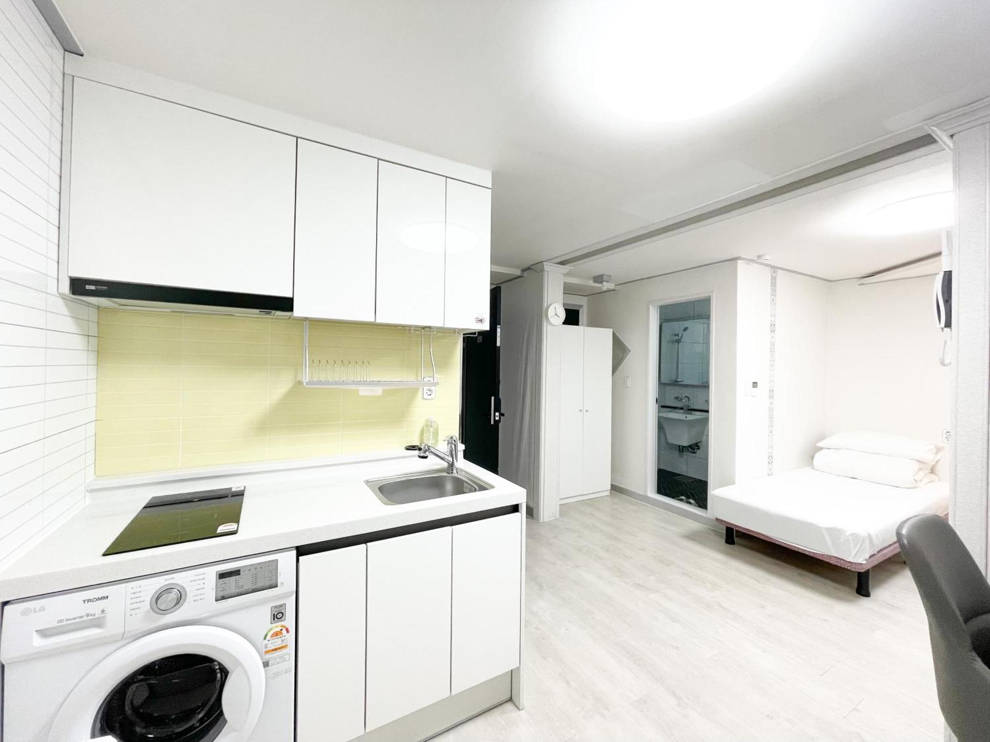 W Premium Guesthouse Incheon Airport ภายนอก รูปภาพ