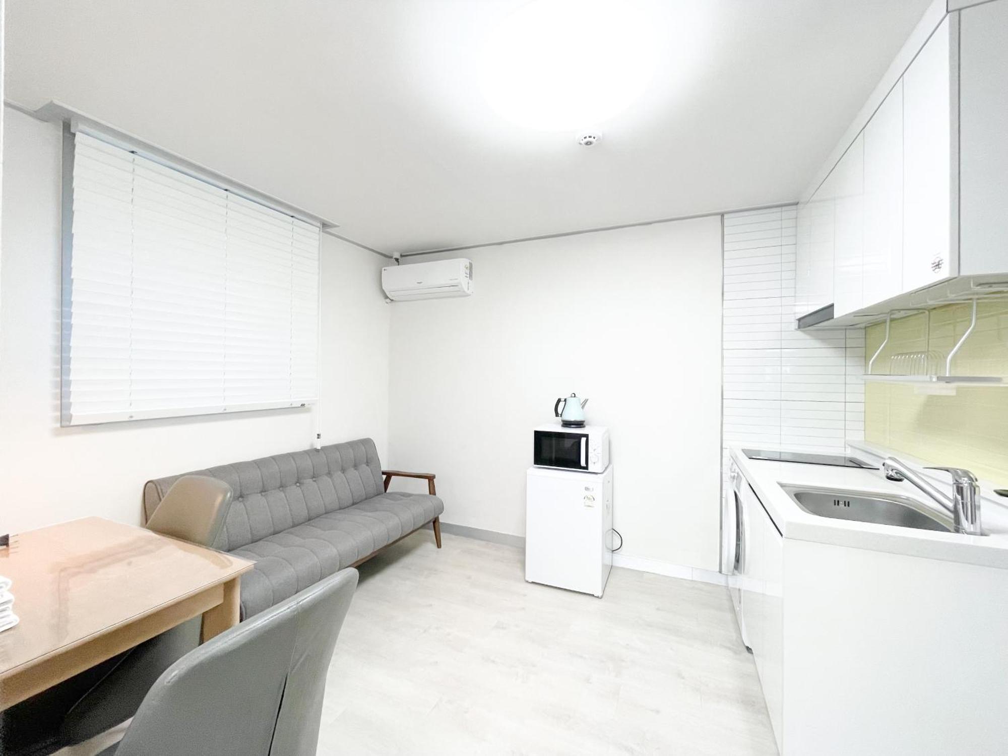 W Premium Guesthouse Incheon Airport ภายนอก รูปภาพ